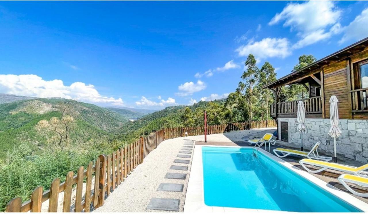 Quinta da Resteva-Chalé do RIO Vieira do Minho Esterno foto