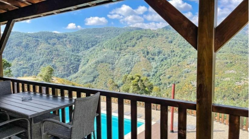 Quinta da Resteva-Chalé do RIO Vieira do Minho Esterno foto